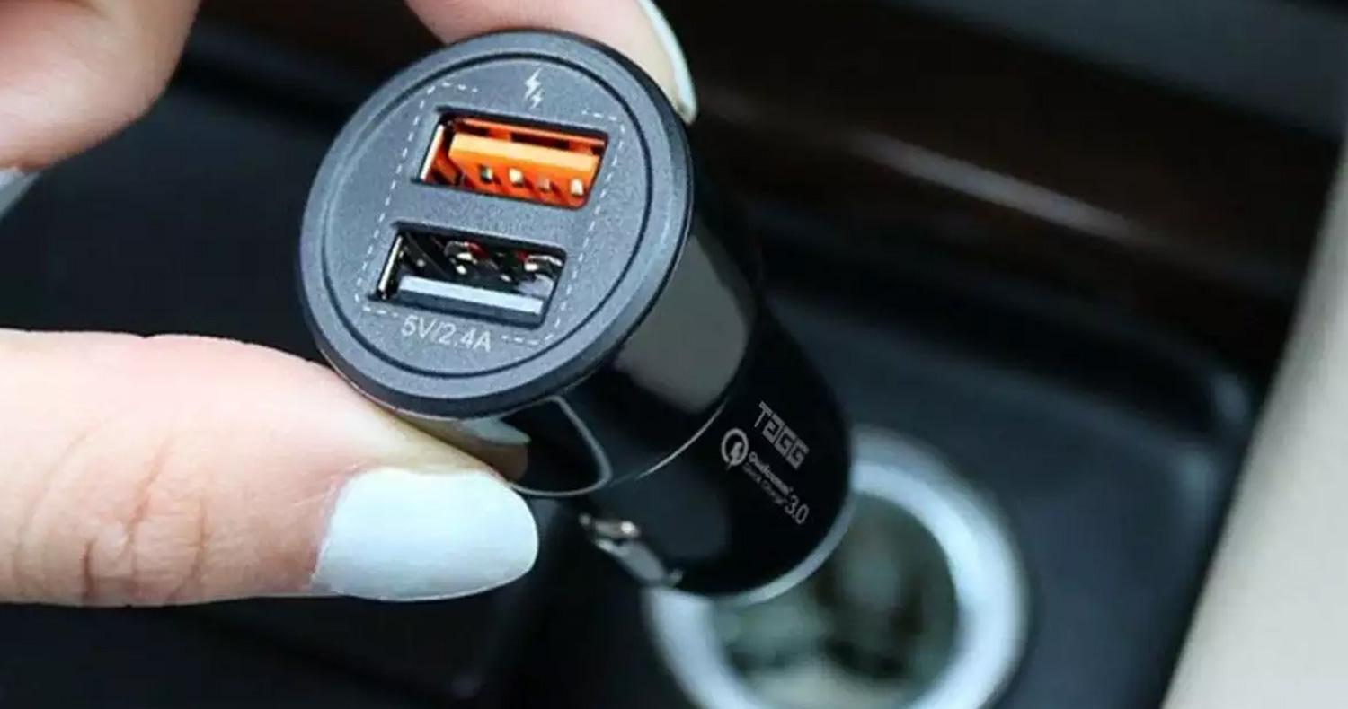 آیا با خیالراحت از شارژرهای فندکی ماشین برای شارژ کردن آیفون استفاده کنیم؟مقاله ویژه تیم تحریریه NIC